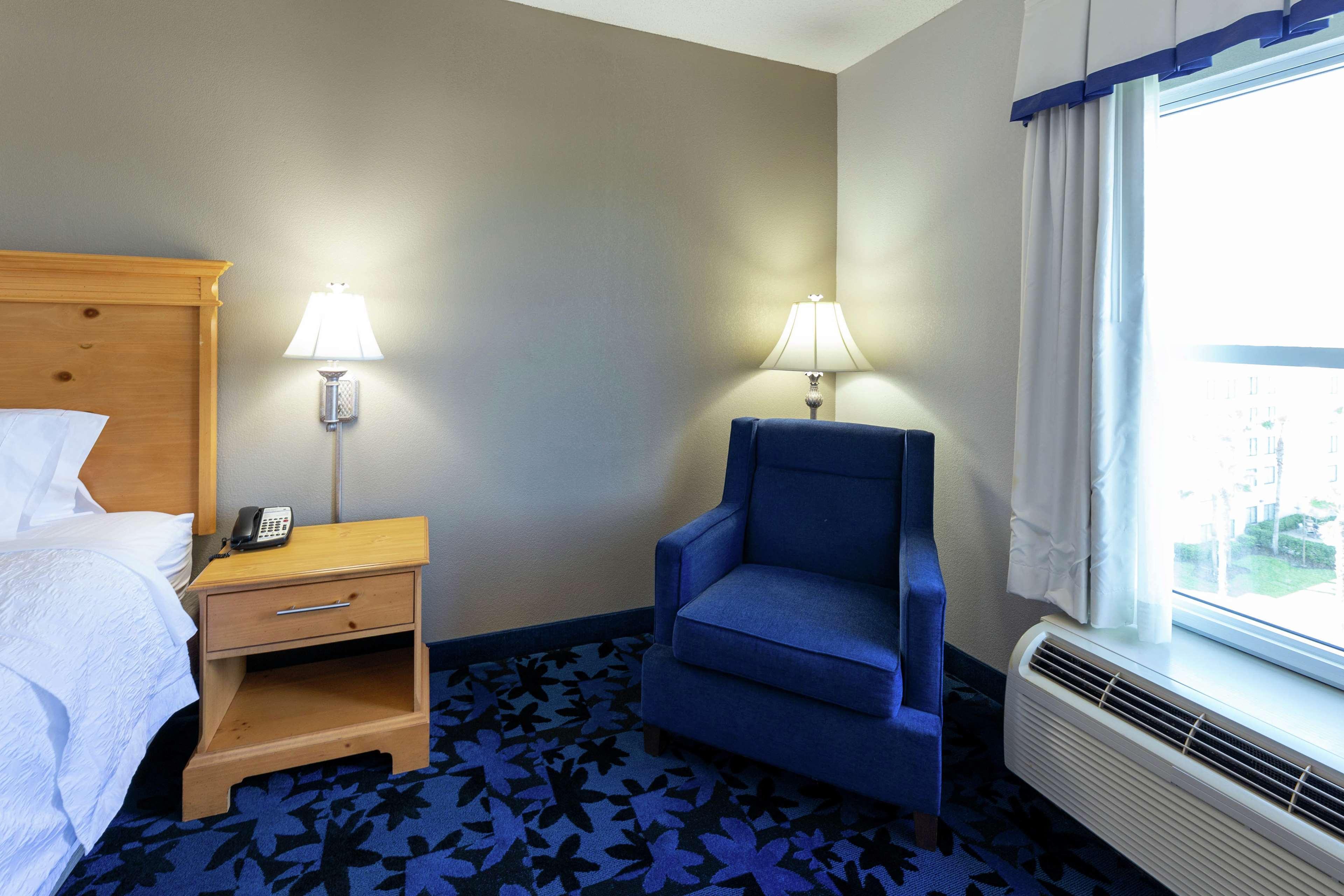 Hampton Inn & Suites Jacksonville Deerwood Park Eksteriør billede
