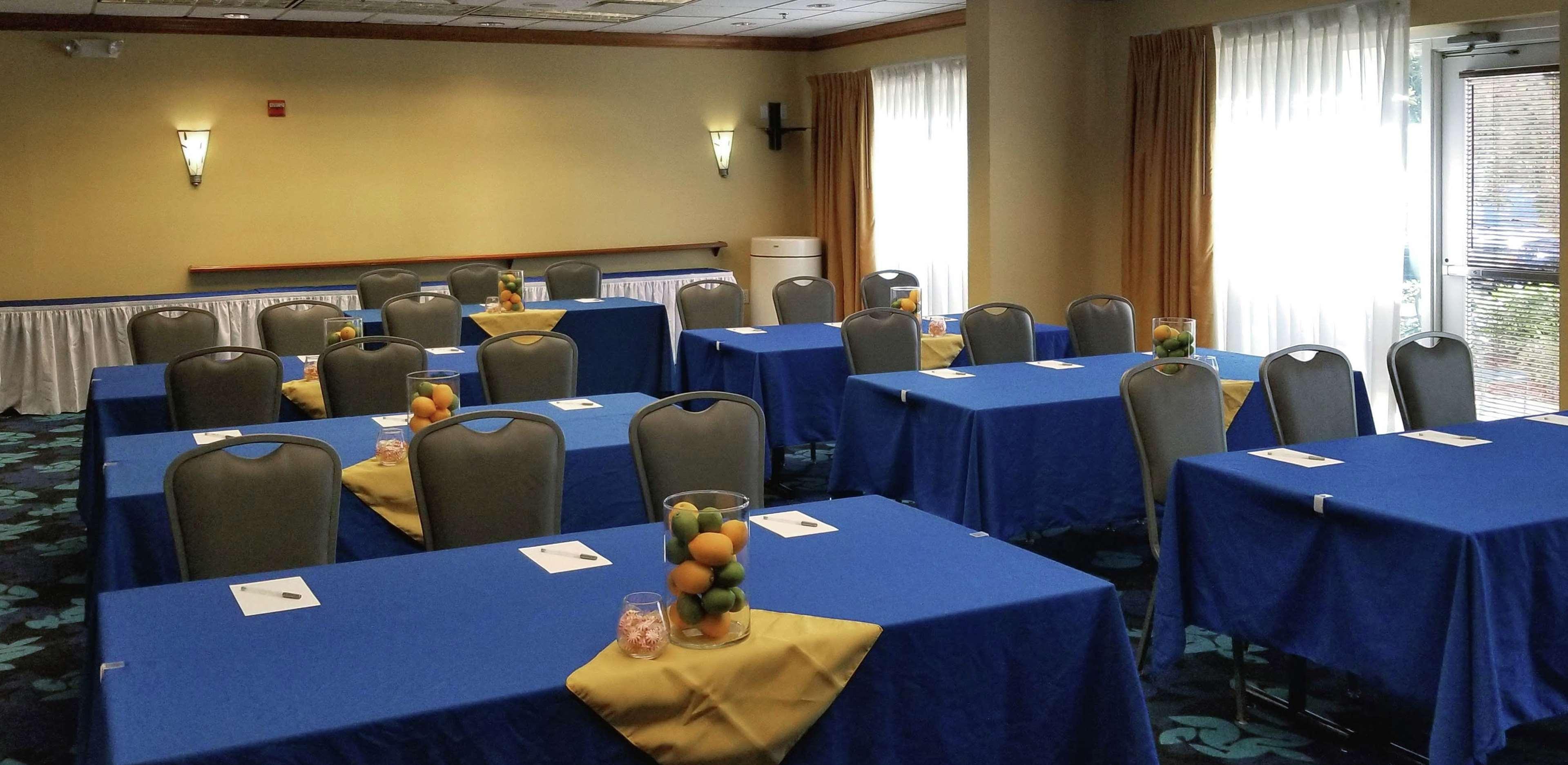 Hampton Inn & Suites Jacksonville Deerwood Park Eksteriør billede