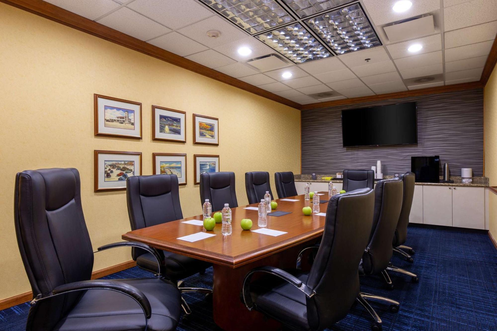 Hampton Inn & Suites Jacksonville Deerwood Park Eksteriør billede