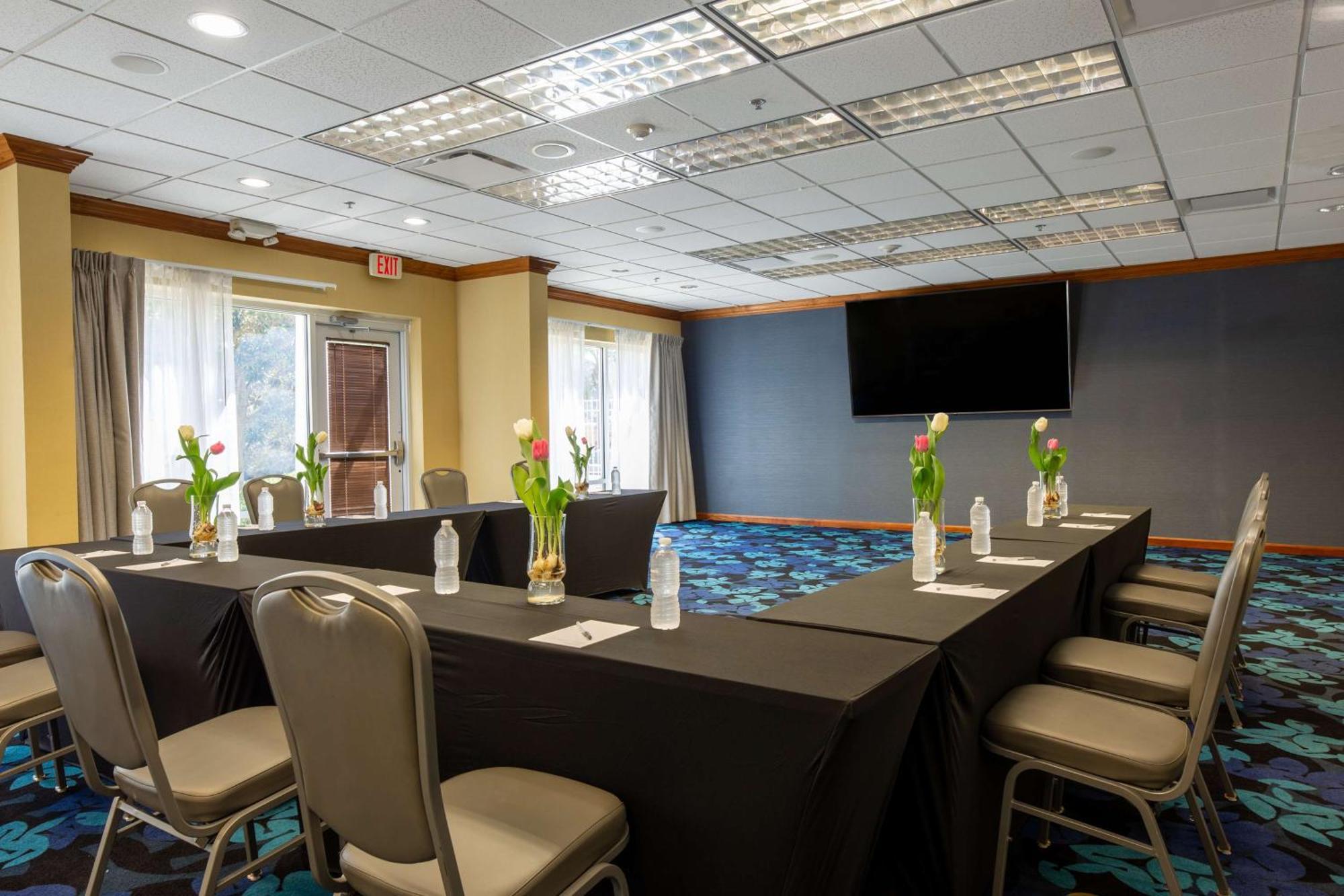 Hampton Inn & Suites Jacksonville Deerwood Park Eksteriør billede