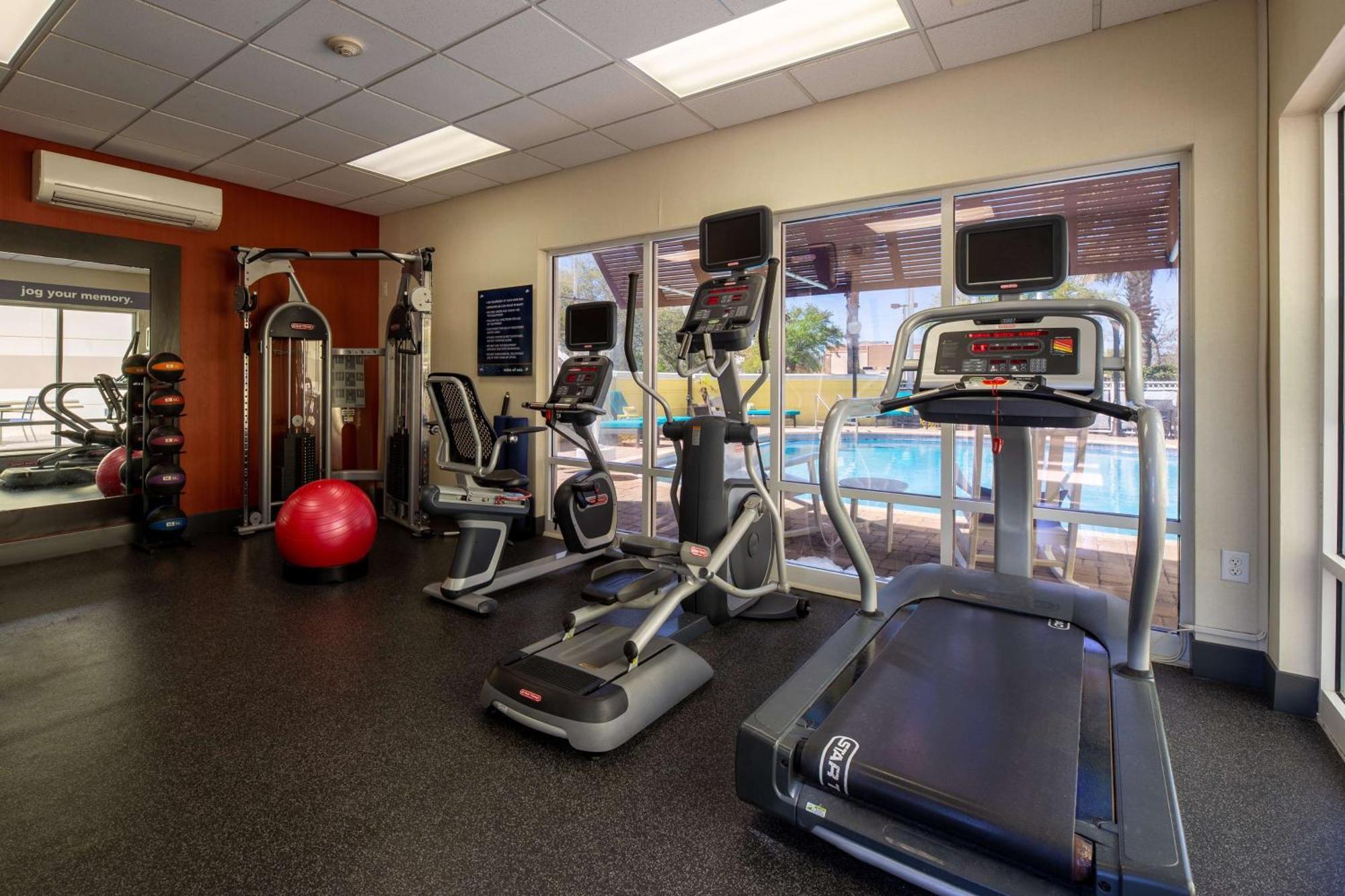 Hampton Inn & Suites Jacksonville Deerwood Park Eksteriør billede